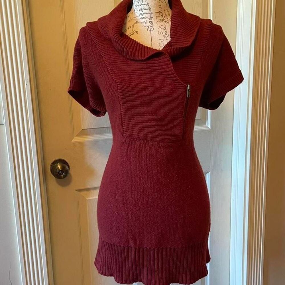 Unbranded Women's Burgundy and Red Dress